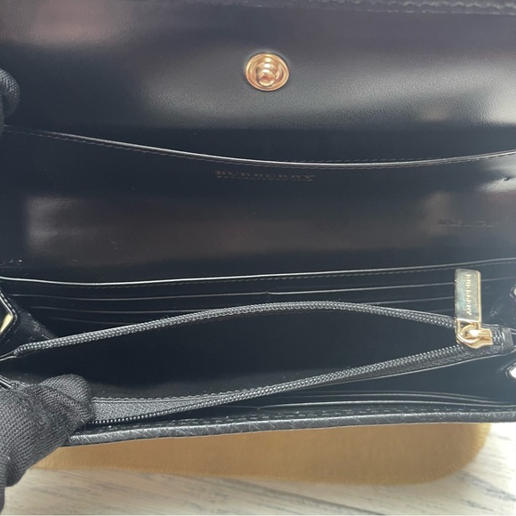 NWOT⚜️ Burberry Haymarket Check Molly Wallet - Picture 6 of 9